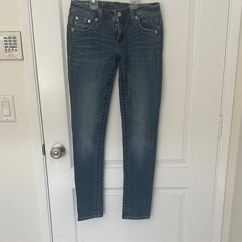 Women's Miss Me Low Rise Skinny Blue Jeans